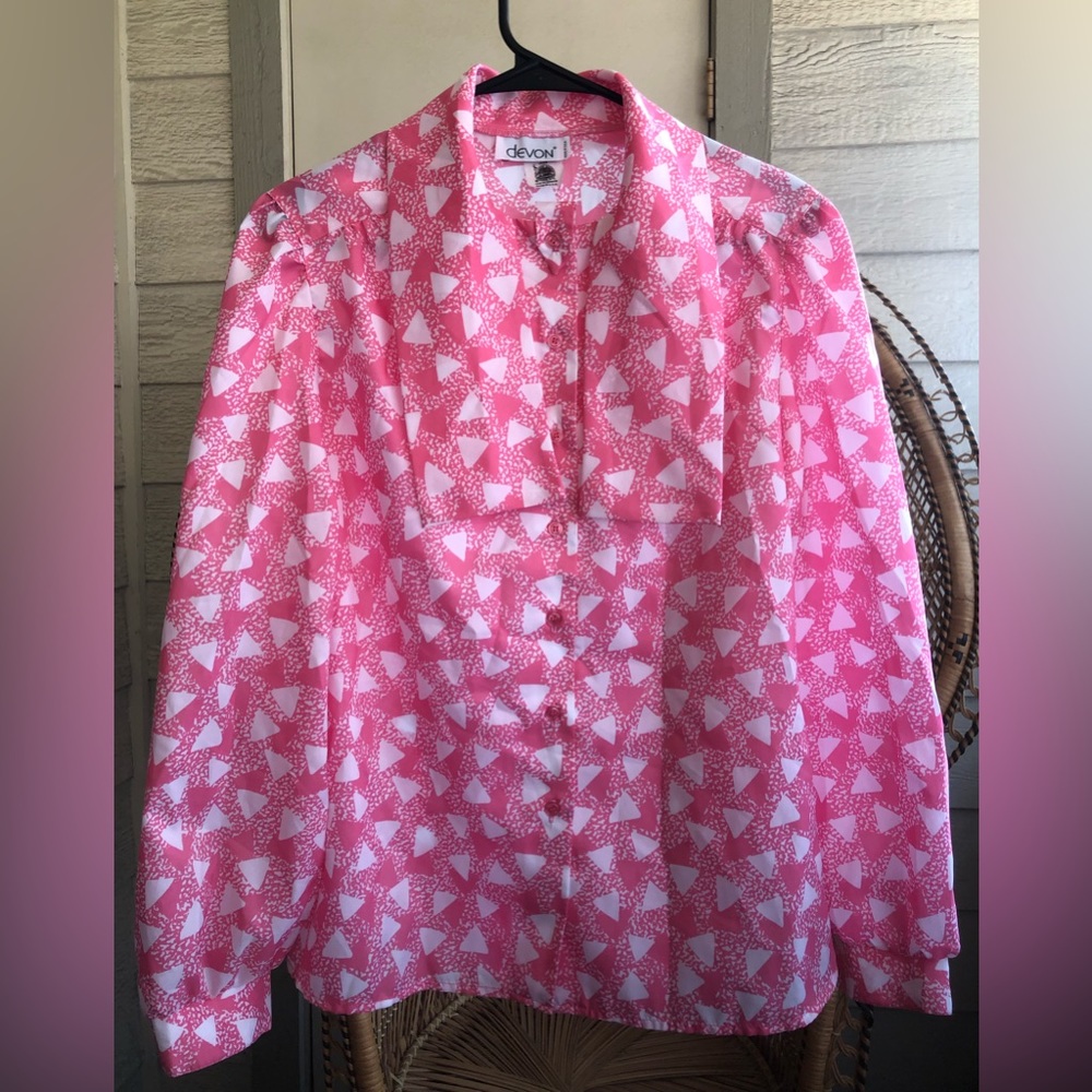 Vintage Funky Geometric 70s/80s Pink Button Up Long Sleeve Top by Devon